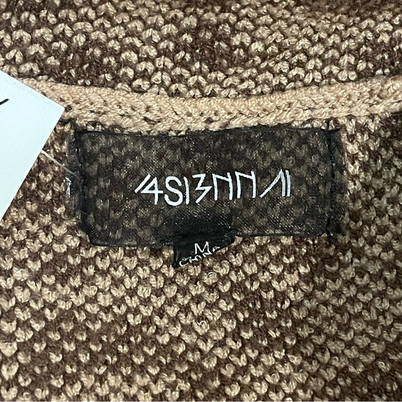 NWT High Neck Leopard Sweater with Side Cut Shoulder - Picture 9 of 14